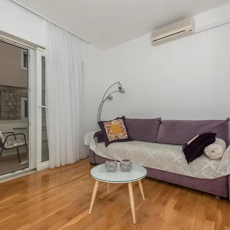 Apartment Bose